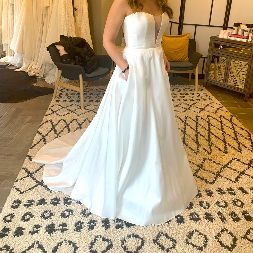 Anais Anette Remi wedding gown, size 10